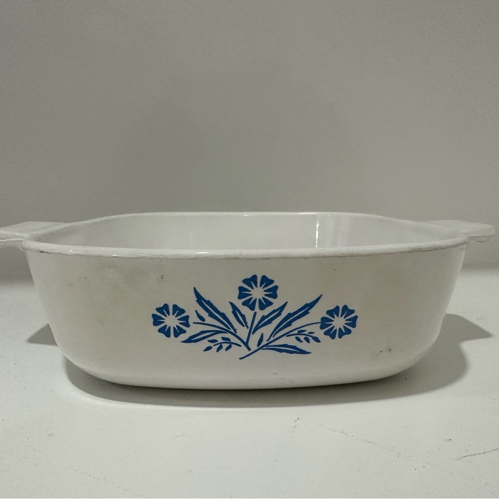 Early 1960s Corning WareCornflower Blue casserole